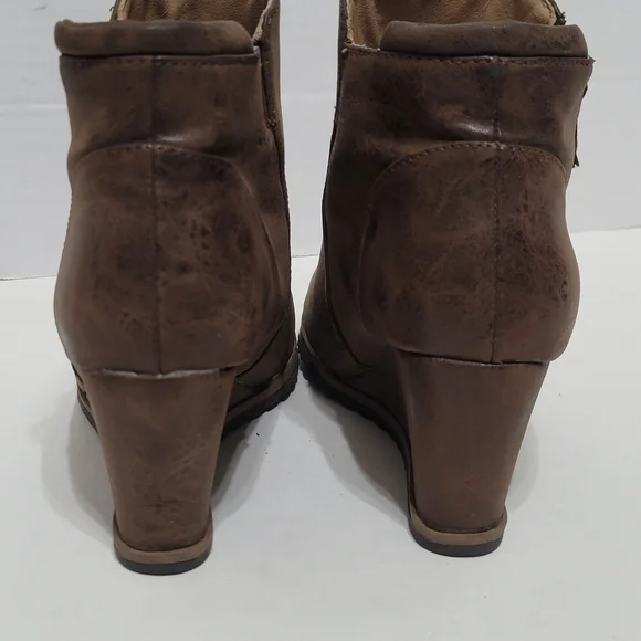Naturalizer SOUL Haley Wedge Ankle Booties Distressed Brown  7.5M - Picture 8 of 11